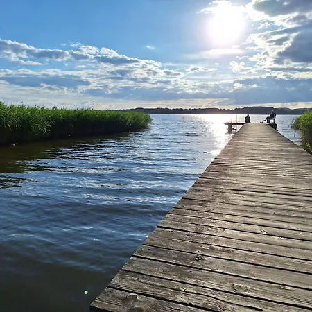 Sonneneck Mit Motorboot Und Kanu Apartment Basedow (Mecklenburg-Vorpommern)